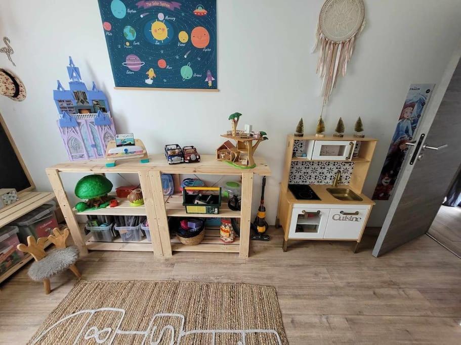 فيلا Coutrasفي Maison Individuelle Cloturee المظهر الخارجي الصورة