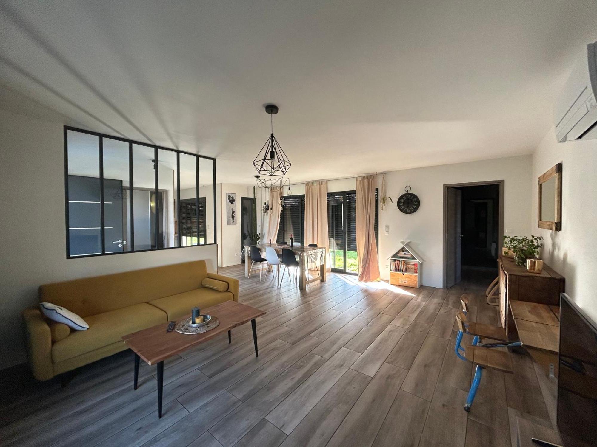 فيلا Coutrasفي Maison Individuelle Cloturee المظهر الخارجي الصورة
